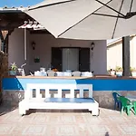 House Turkish Scale- Benvenuti Al Sud בית נופש *